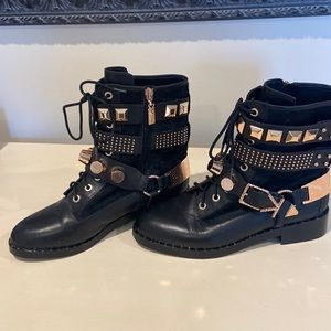 Ivy Kirzhner Size 8.5 M Black Booties EUC